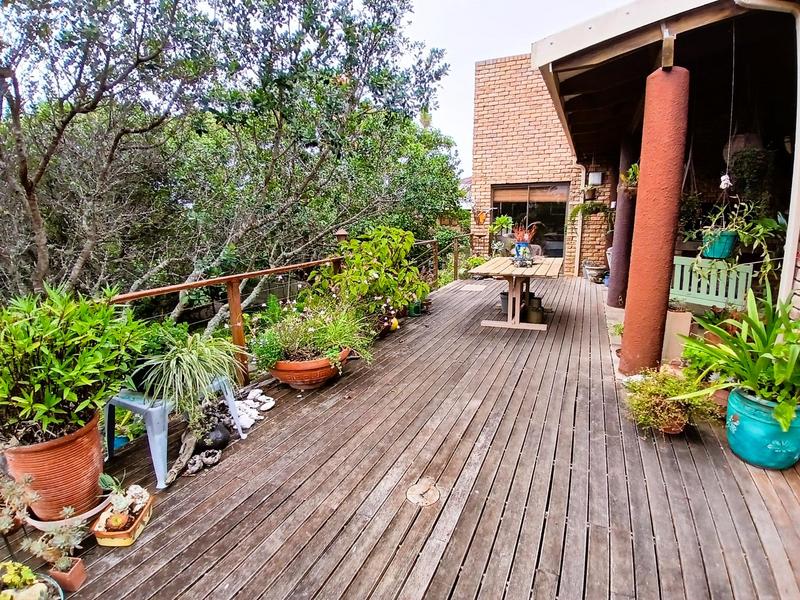 3 Bedroom Property for Sale in Stilbaai Wes Western Cape